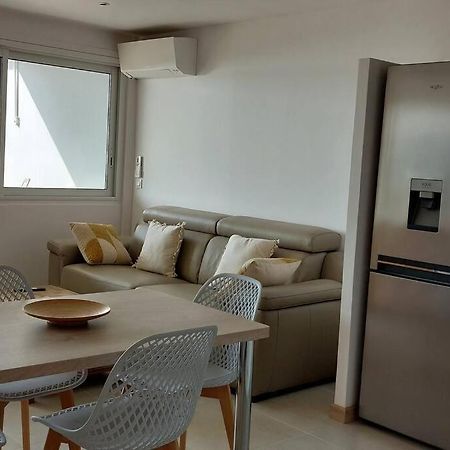 Front De Mer - Emplacement Prise Au Calme - T2 Moderne Et Entierement Climatise - Tout A Pieds Sanary-sur-Mer Εξωτερικό φωτογραφία